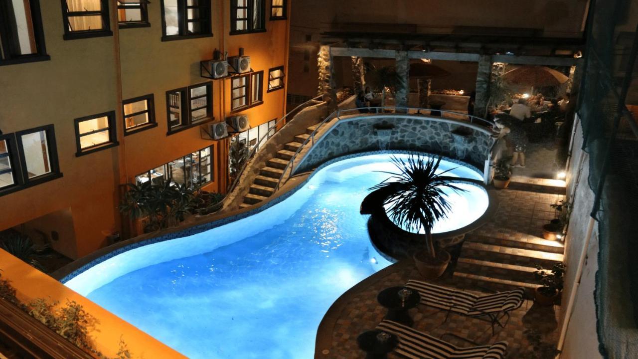 1775 Adriatico Suites Manila Zewnętrze zdjęcie